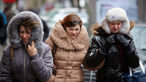 METEO: Vreme frumoasă în toată ţara, însă vântul va spori senzaţia de frig