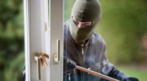 Om de afaceri din capitală, jefuit. Doi bărbaţi au fost condamnaţi la ani grei de puşcărie