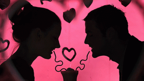 OFERTE FIERBINŢI pentru îndrăgostiţi! De câţi bani ai nevoie pentru a-ţi răsfăţa persoana dragă