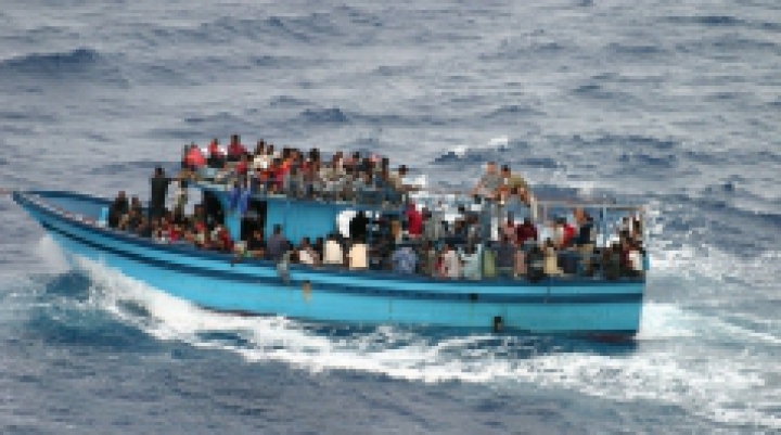 Sute de migranţi au fost daţi dispăruţi, după ce au încercat să ajungă din Libia în Italia cu barca