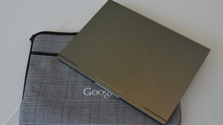 Google are un nou Chromebook Pixel care va fi lansat în 2015