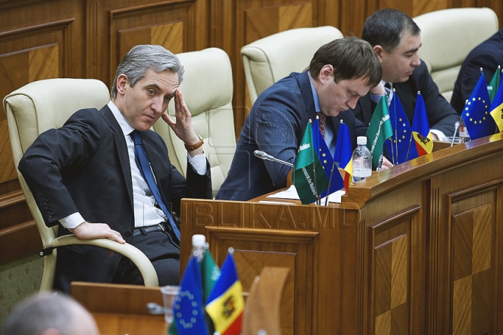 Cele mai importante momente de la învestirea Guvernului Gaburici (FOTOREPORT)