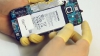 Cum arată un Samsung Galaxy S6 pe interior și cât de greu se schimbă bateria (VIDEO)