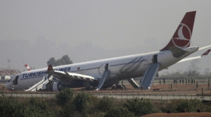 Ceaţa le-a dat bătăi de cap. Un Airbus 330 a ieşit de pe pistă în Nepal (VIDEO)