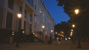 Accident pe strada pietonală! Ce i s-a întâmplat în această noapte unui şofer (FOTO)