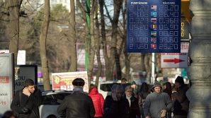 CURS VALUTAR: Leul continuă să se aprecieze faţă de principalele monede de referinţă