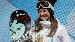 Kelly Clark şi Taku Hiraoka, învingătorii festivalului Burton Global Event Series