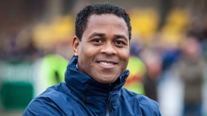 Surpriză pentru un fost atacant olandez: Va fi numit antrenor al echipei unei insule exotice