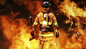 ALERTĂ! Un incendiu de PROPORȚII a izbucnit într-un centru comercial din Tatarstan (VIDEO)