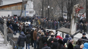 Opozantul Boris Nemţov, petrecut pe ultimul drum (VIDEO) 