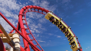 Distracţie cu final neaşteptat: 20 de oameni, blocaţi într-un parc de distracţii din New York