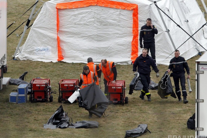 Lacrimi şi durere! Catastrofa aviatică care a zguduit lumea (FOTOREPORT)