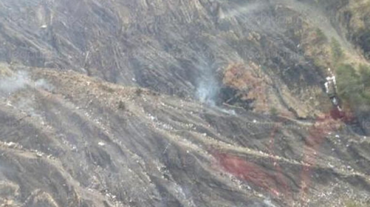 Imagini de la locul tragediei aviatice din sudul Franţei. A fost găsită una dintre cutiile negre (VIDEO)
