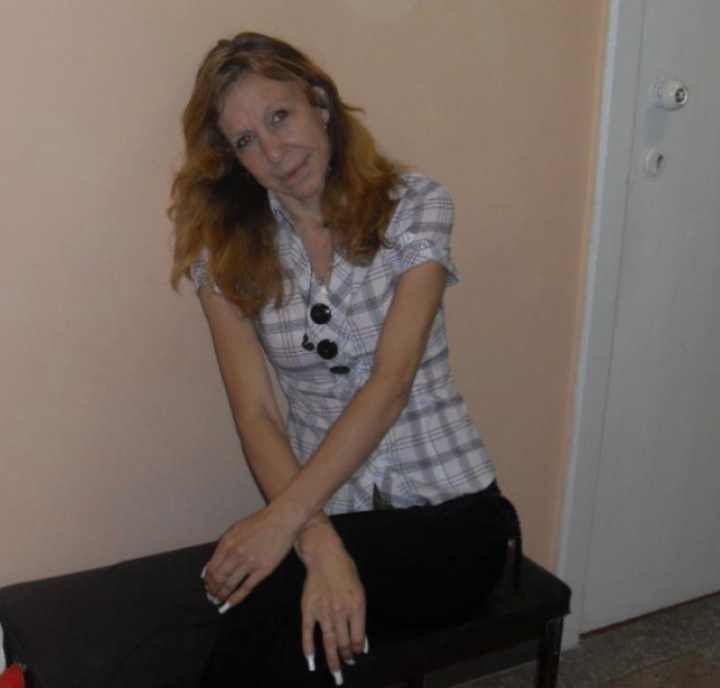 Fata de 20 de ani cu chip de bunicuţă s-a căsătorit. Povestea ei a uimit întreaga lume (FOTO)