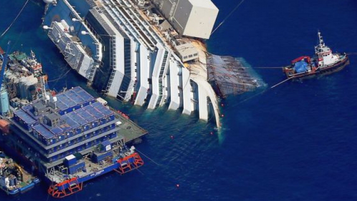 DETALII UIMITOARE despre naufragiul navei Costa Concordia. Descoperirea făcută de anchetatori