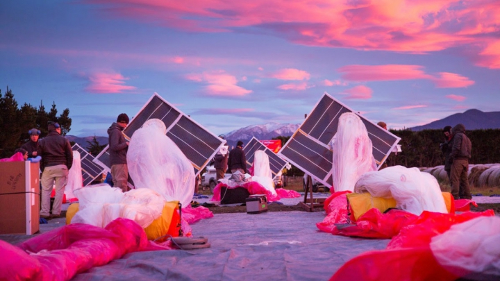 INTERESANT: Cum funcţionează şi ce se ascunde în interiorul unui balon Google Loon (VIDEO)