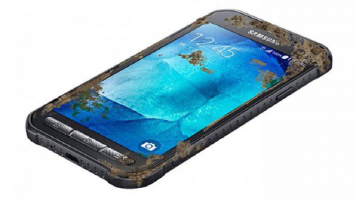 Samsung Galaxy Xcover 3 este cel mai recent smartphone care nu se teme de apă şi praf