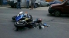 Un motociclist a ajuns la spital după ce s-a ciocnit cu o maşină