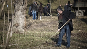 Cei care vor merge să facă ordine la mormintele din cimitirele Capitalei trebuie să ştie ASTA