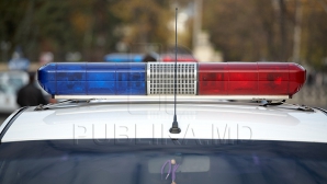 Maşinile abandonate în Chişinău, o problemă gravă. Unele sunt uitate chiar de poliţişti (VIDEO)