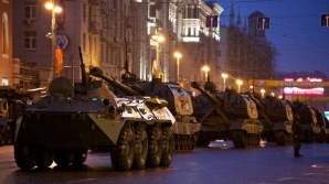 NO COMMENT: Prima repetiţie nocturnă pentru parada din 9 mai din centrul Moscovei (VIDEO)