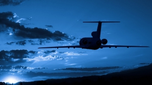 TERIBILISM ÎN AER ŞI LA SOL! Un moldovean beat i-a SPERIAT DE MOARTE pe pasagerii unui avion (VIDEO)