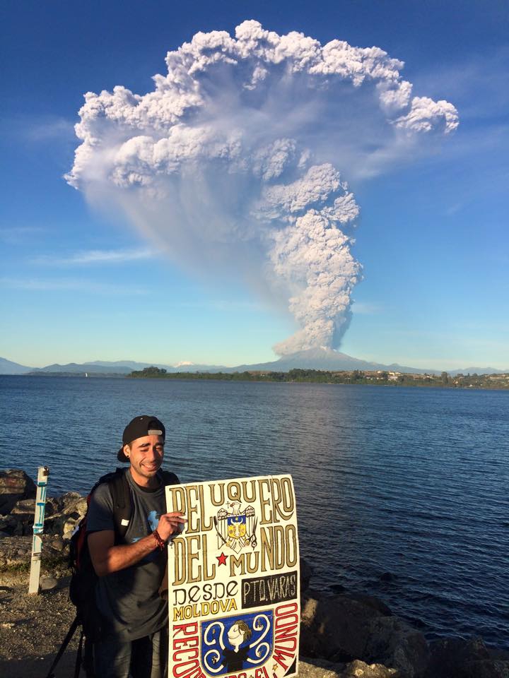 ALERTĂ în Chile. Erupţia NEAŞTEPTATĂ a unui vulcan, surprinsă de un moldovean (GALERIE FOTO)