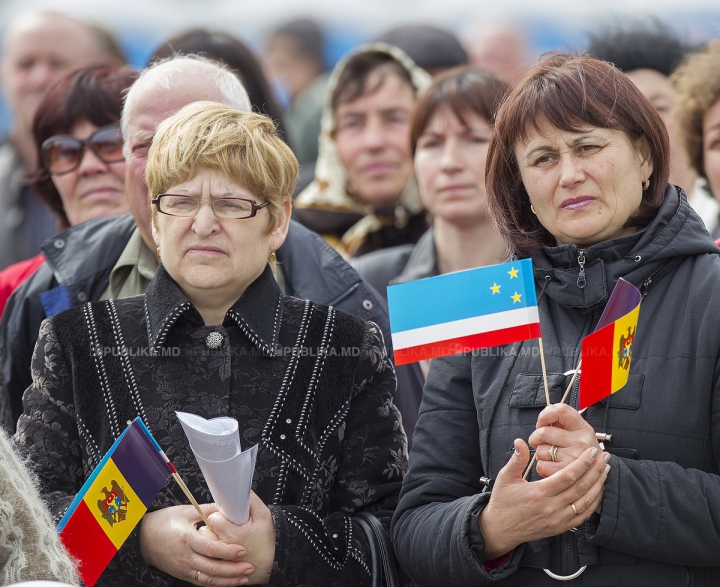 Momente importante de la învestirea Irinei Vlah în funcţia de guvernator al Găgăuziei (FOTOREPORT)