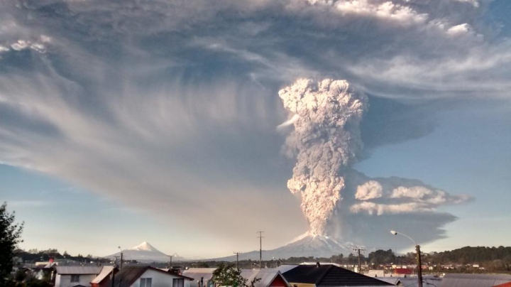 "Armageddon-ul" din Chile a motivat mii de oameni să posteze pe Internet imagini SPECTACULOASE