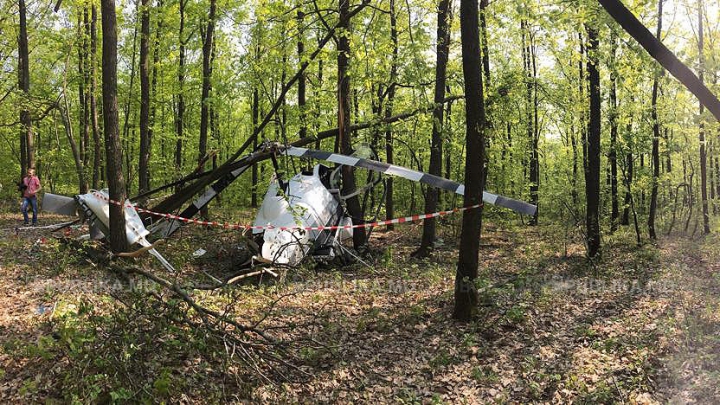 IMAGINI EXCLUSIVE! Un elicopter s-a prăbuşit la Ialoveni