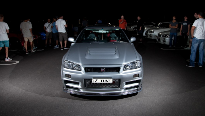 Se vinde primul Nissan Skyline R34 GT-R Z-Tune. Află preţul (FOTO)