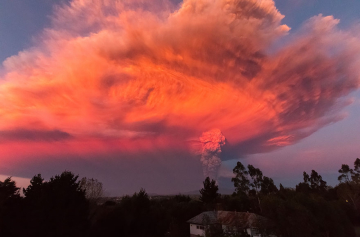 "Armageddon-ul" din Chile a motivat mii de oameni să posteze pe Internet imagini SPECTACULOASE