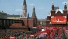 Aproximativ 100.000 de persoane au defilat de 1 Mai în Piața Roșie din Moscova 