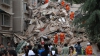 TRAGEDIE! 16 persoane sunt date dispărute după ce un bloc s-a prăbușit (VIDEO)