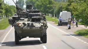 DEMONSTRAȚIE DE FORȚĂ a americanilor în România. Mărșăluiesc cu tehnica grea prin țară (FOTO)