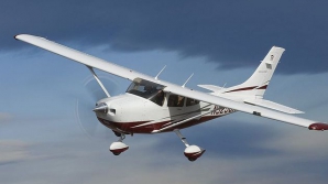 Un avion cu o tonă de cocaină la bord, doborât de autoritățile din Columbia