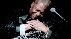 Regele muzicii blues, B.B. King, s-a stins din viaţă (VIDEO)