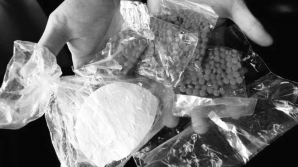 S-a întâmplat într-un centru comercial. Sute de kilograme de droguri, ascunse printre banane