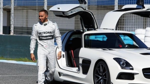 Lewis Hamilton şi-a prelungit contractul cu Mercedes pentru încă trei sezoane