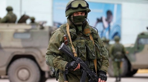 Militar rus, REŢINUT pe Aeroportul Chişinău. Ce ascundea în bagajele sale (FOTO)