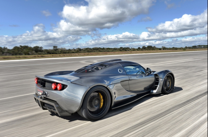 Hennessey Venom GT, supercarul care a doborât recordul mondial de viteză, scos la vânzare (FOTO)