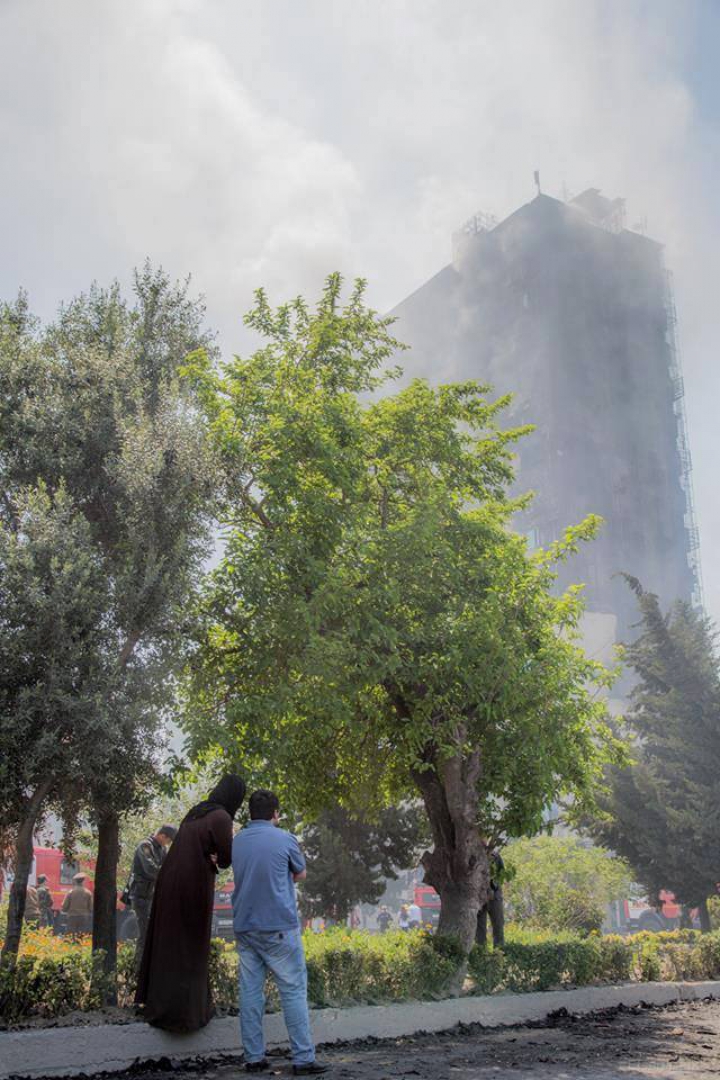 CLIPELE DE GROAZĂ din momentul  incendiului din Azerbaidjan (FOTOREPORT)