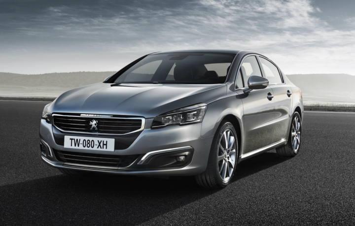 Succesorul lui Peugeot 508 va primi un echipament cu tehnologii de conducere automată (FOTO)