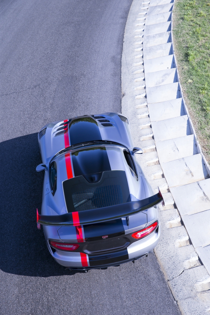 VIPER ACR, cea mai performantă variantă sport a modelului american Dodge (FOTO)