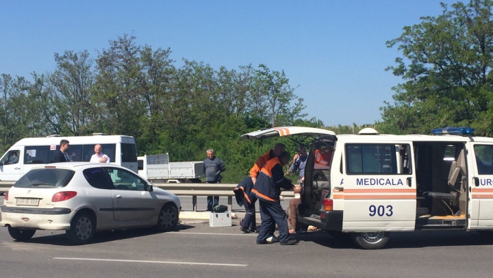 ACCIDENT GRAV la Stăuceni. Au fost implicate mai multe maşini (FOTO/VIDEO)