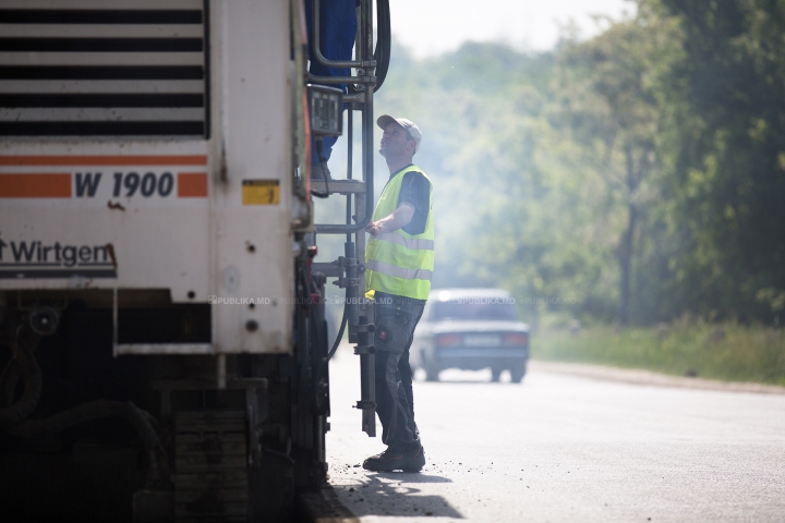 Lucrările sunt în toi! FOTOREPORT de pe șantierul de reabilitare a traseului Chișinău-Ungheni