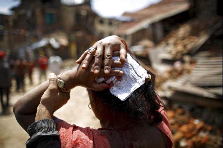 FOTOREPORT: Imagini CATASTROFALE după al doilea seism din Nepal