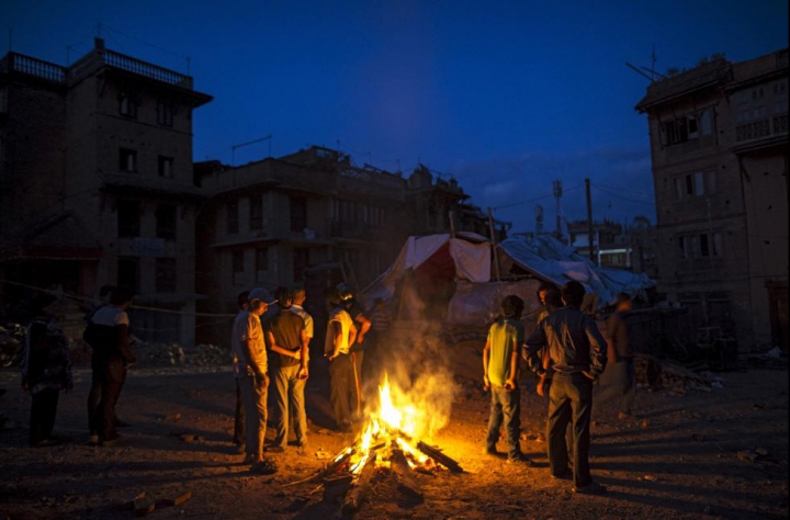 FOTOREPORT: Imagini CATASTROFALE după al doilea seism din Nepal