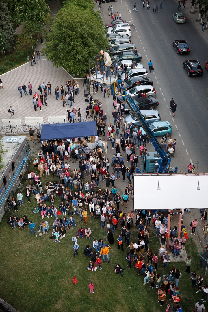 Noaptea Muzeelor la Chișinău. SPECTACOL și aglomerație (FOTOREPORT)