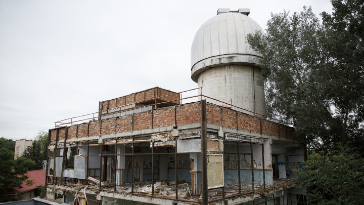 Fostă atracţie a Chişinăului, în ruine! Starea DEPLORABILĂ a Observatorului Astronomic din Capitală